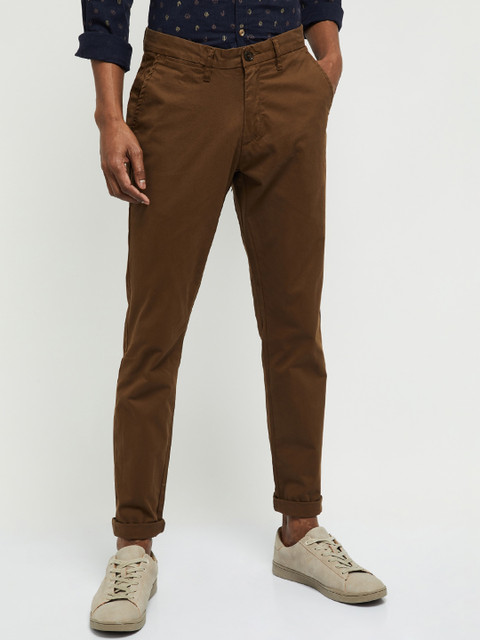 

max Men Brown Skinny Fit Solid Chinos