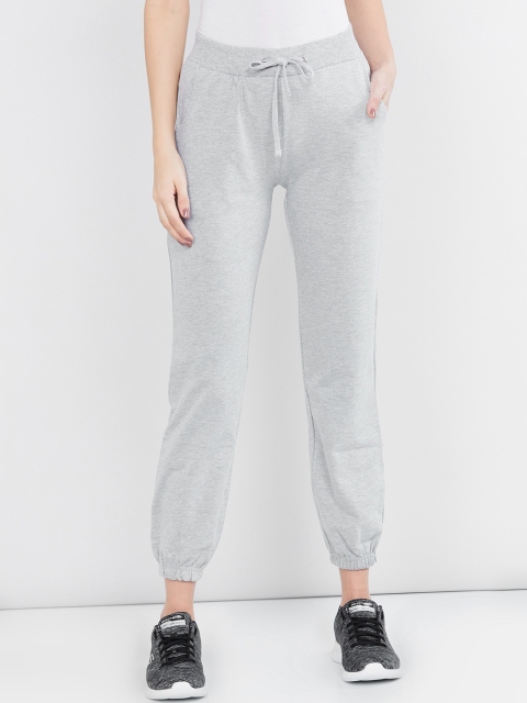 

max Women Grey Solid Joggers