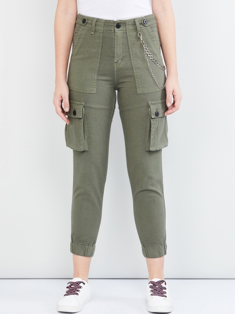 

MAX Women Green Solid Joggers