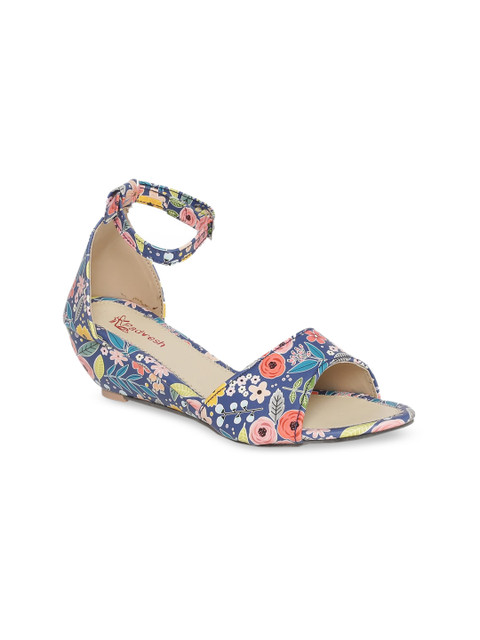 

Padvesh Women Blue Printed Sandals