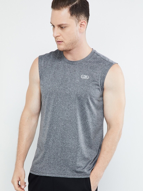 

max Men Grey Melange Solid Round Neck T-shirt
