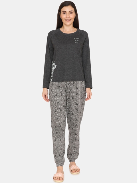 

Zivame Women Grey & Charcoal Grey Printed Night Suit