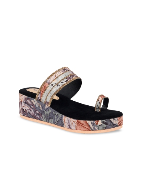 

ZAPATOZ Women Black Printed Sandals