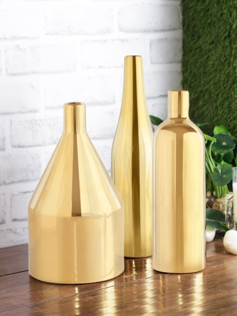 

TAYHAA Set of 3 Gold-Toned Finish Ceramic Vases
