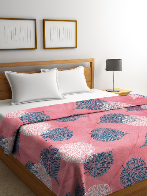 

KLOTTHE Pink & White Floral Printed Mild Winter 553 GSM Double Bed Quilt