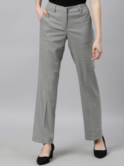 

Park Avenue Woman Grey Regular Fit Checked Formal Trousers