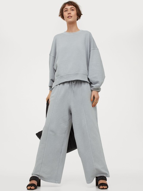 

H&M Women Grey Solid Oversized Sweatshirt