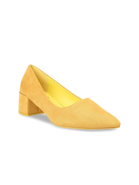 

Flat n Heels Women Yellow Solid Pumps