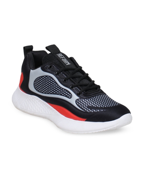 

REFOAM Men Black & Grey Running Shoes