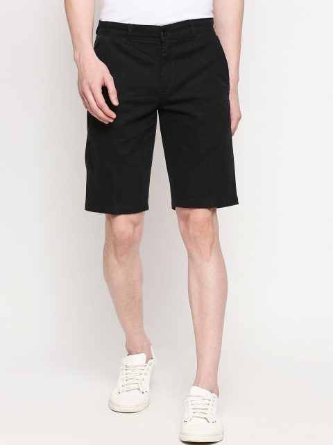 

FiTZ Men Black Solid Regular Fit Regular Shorts