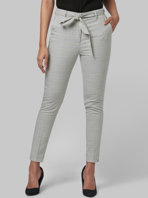 

Park Avenue Woman Grey Tapered Fit Checked Formal Trousers