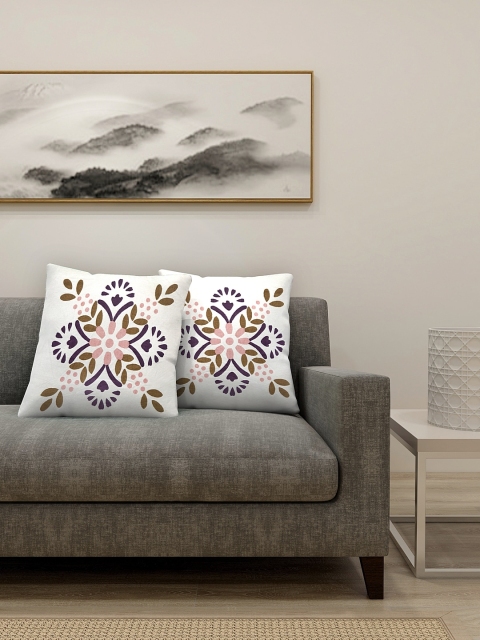 

KLOTTHE Set Of 2 White & Brown Printed Square Cushions