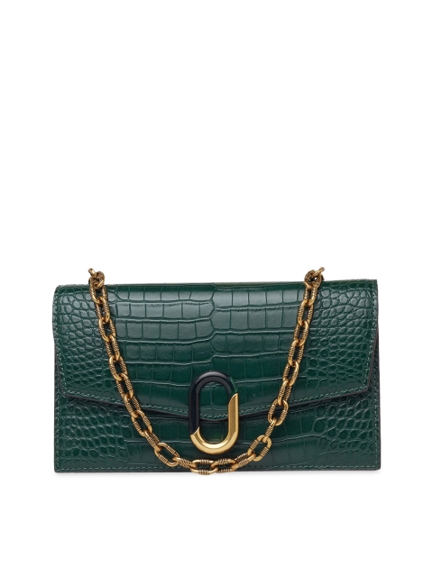 

CHARLES & KEITH Women Green Textured Envelope Wallet
