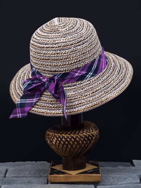 

Golden Peacock Women Brown & White Woven-Design Straw Sun Hat