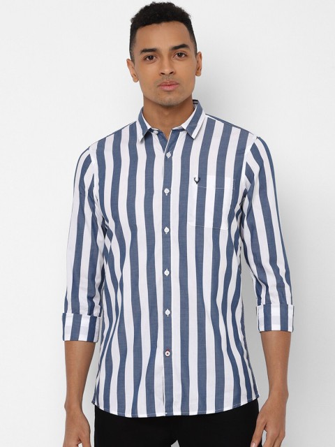 

Solly Jeans Co. Men Blue & White Regular Fit Striped Cotton Casual Shirt