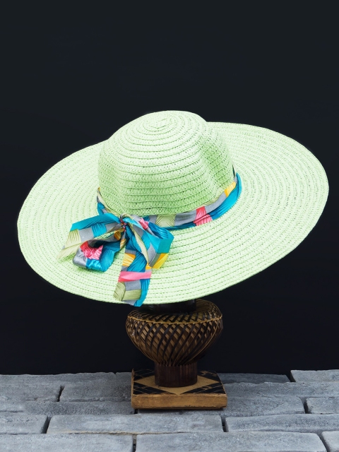 

Golden Peacock Women Green Woven-Design Straw Sun Hat