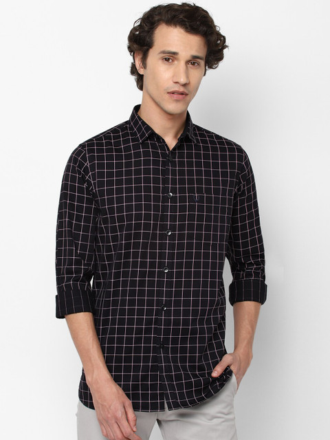 

Allen Solly Men Black & White Slim Fit Checked Casual Shirt