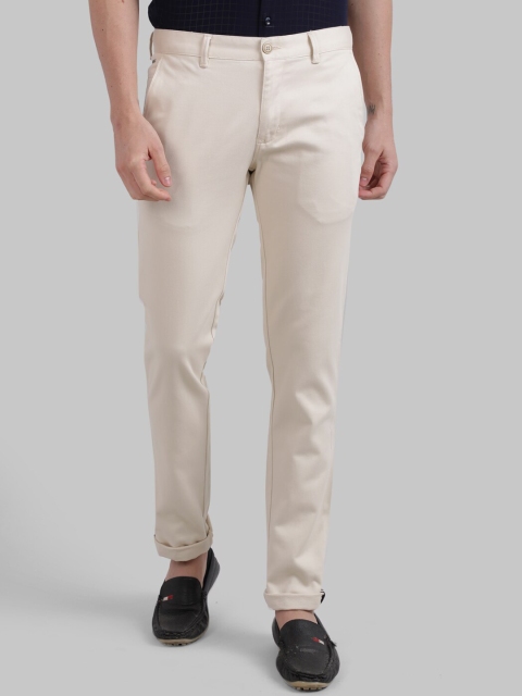 

Parx Men Off-White Tapered Fit Solid Regular Trousers