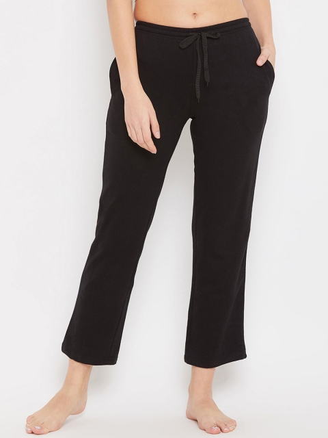 

Clovia Women Black Solid Lounge Pants