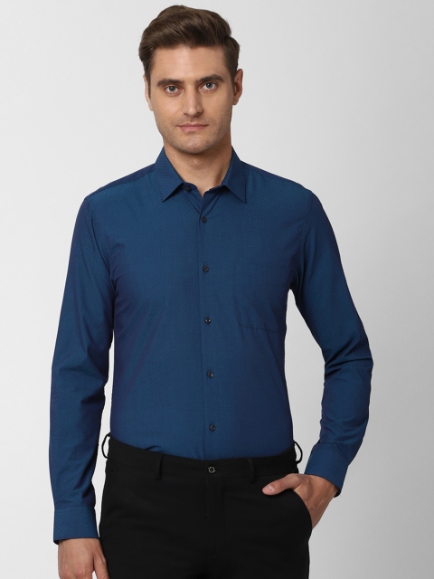 Peter England Men Blue Slim Fit Solid Casual Shirt