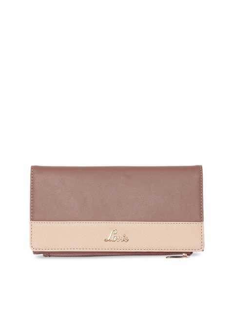 

Lavie Women Pink Solid Envelope Wallet