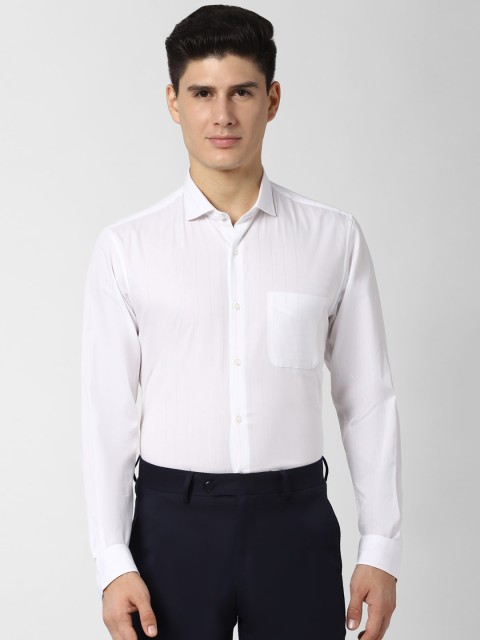 

Peter England Men White Slim Fit Solid Casual Shirt