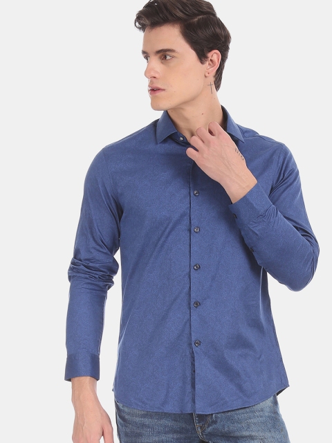 

True Blue Men Blue Slim Fit Self Design Casual Shirt