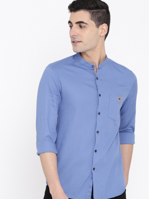

True Blue Men Blue Regular Fit Solid Casual Shirt
