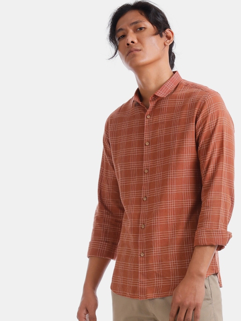 

True Blue Men Rust Slim Fit Checked Casual Shirt