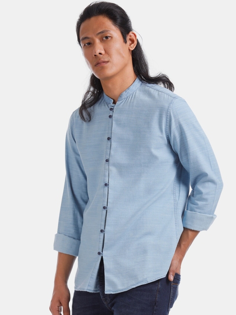 

True Blue Men Blue Slim Fit Solid Casual Shirt