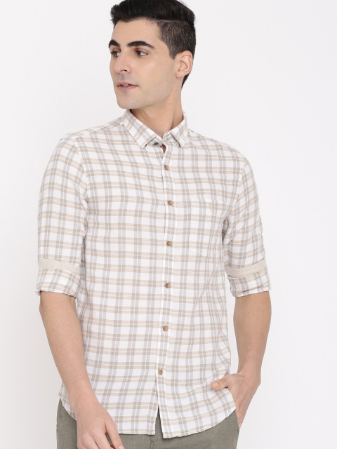 

True Blue Men White Regular Fit Checked Casual Shirt