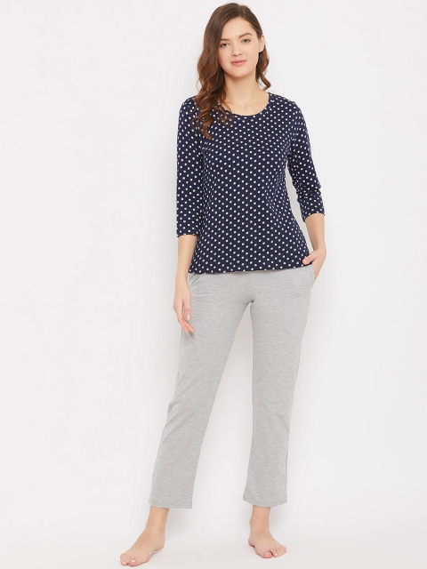 

Clovia Women Blue & Grey Printed Night suit