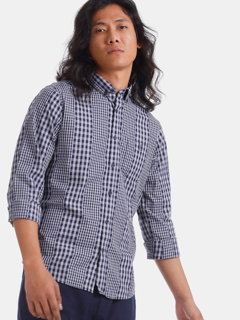 

True Blue Men Navy Blue Slim Fit Checked Casual Shirt
