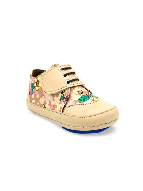 

Jazzy Juniors Boys Beige Slip-On Sneakers