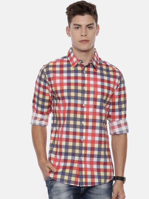 

QUANCIOUS Men Orange Regular Fit Checked Casual Shirt