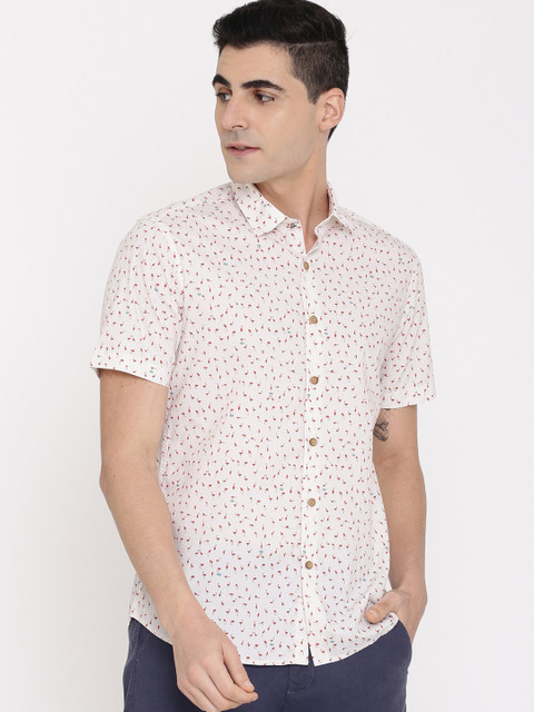 

True Blue Men Off-White Regular Fit Printed Casual Shirt