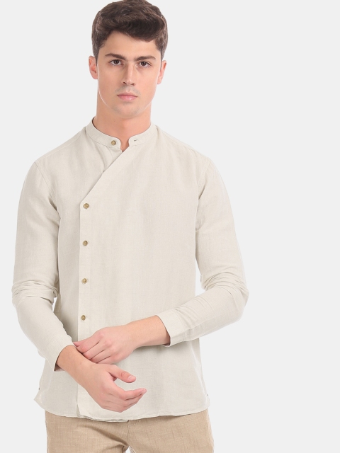 

True Blue Men Beige Slim Fit Solid Casual Shirt