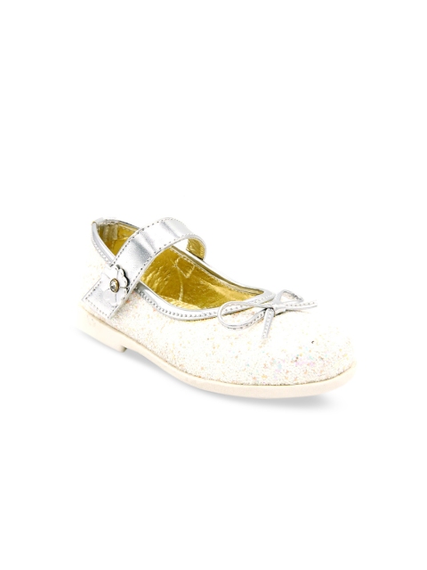 

Jazzy Juniors Girls Silver-Toned Sneakers