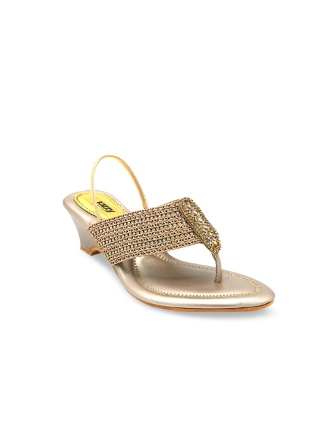 

Jazzy Juniors Girls Gold-Toned Embellished Wedges