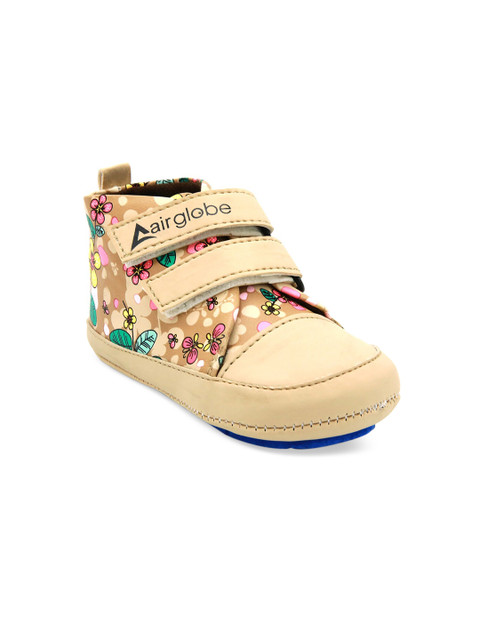 

Jazzy Juniors Boys Beige Slip-On Sneakers