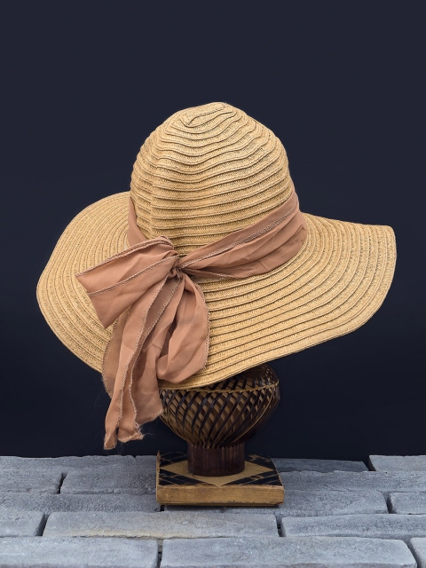 

Golden Peacock Women Brown Woven-Design Straw Sun Hat