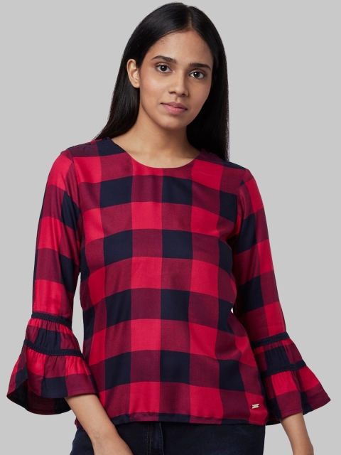

Park Avenue Woman Red Checked Top