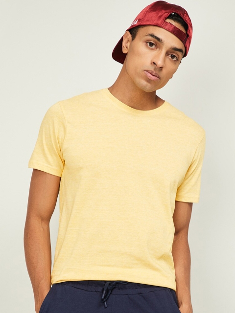 

Fame Forever by Lifestyle Men Yellow Solid V-Neck T-shirt