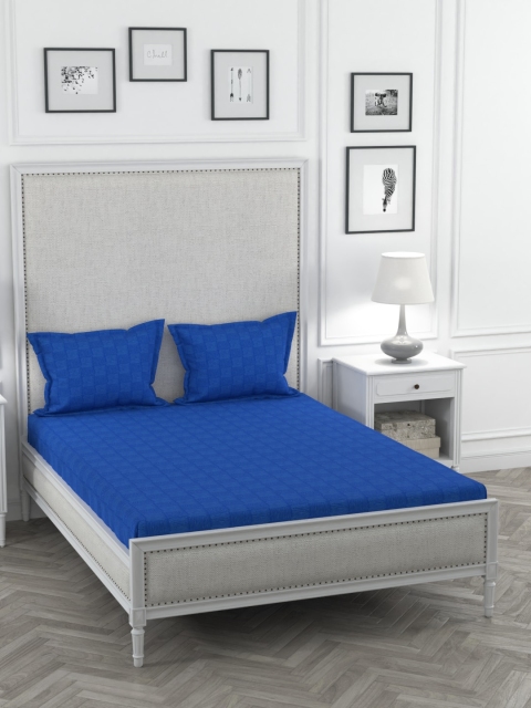 

Portico New York Blue Printed 350 TC 1 King Bedsheet With 2 Pillow Covers