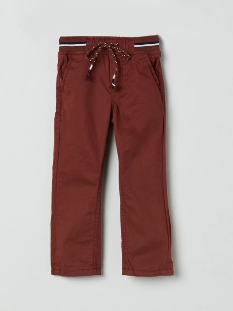 

max Boys Rust Brown Regular Fit Solid Chinos