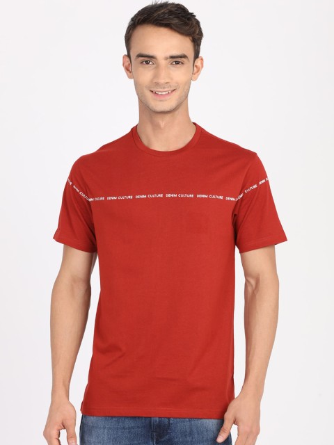 

ANTHEM Men Red Solid Round Neck T-shirt