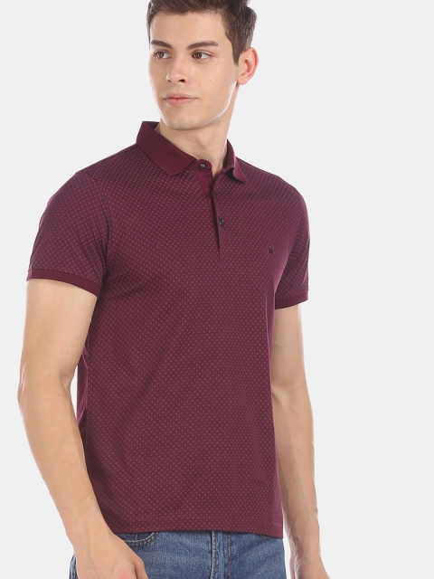 True Blue Men Red Solid Polo Collar T-shirt