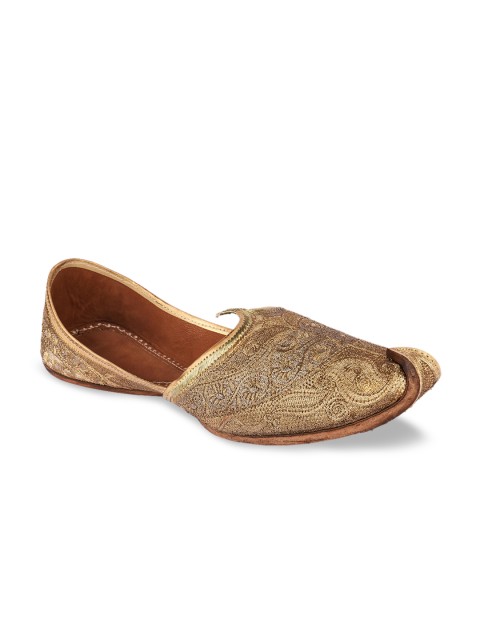 

DESI COLOUR Men Gold-Toned Textured Leather Mojaris