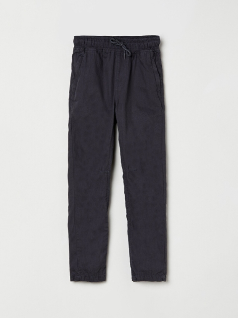

max Boys Grey Regular Fit Solid Regular Trousers