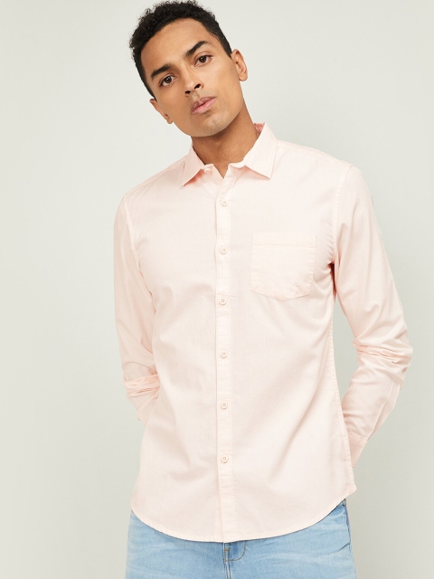

Fame Forever by Lifestyle Men Pink Slim Fit Solid Casual Shirt